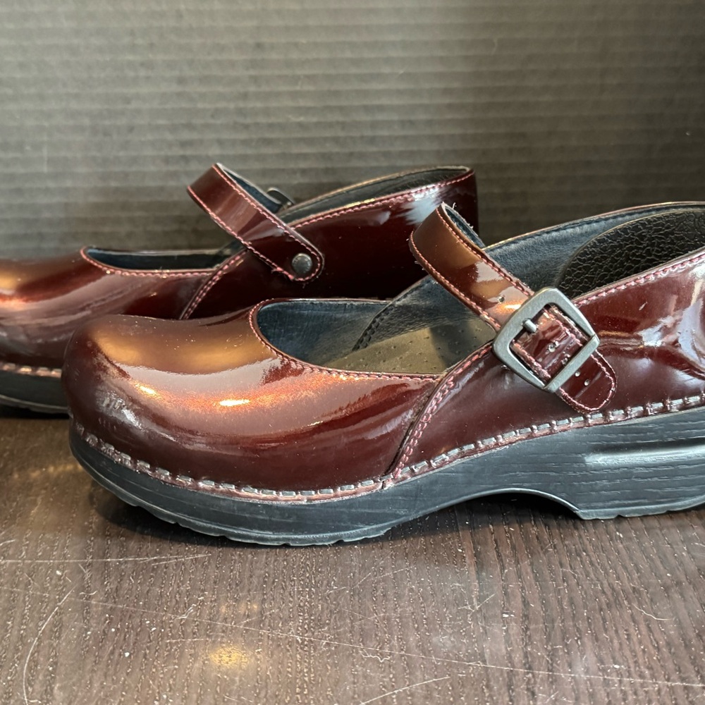 Danilo Plum Patent leather Mary Jane Marcelle Clog size 38